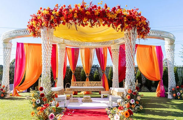 lawns in ghodbunder road